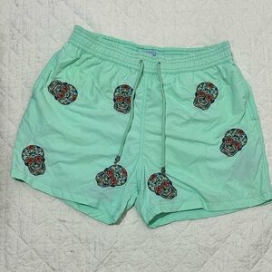 LES CANEBIERS Green Athletic Skull Pattern Shorts